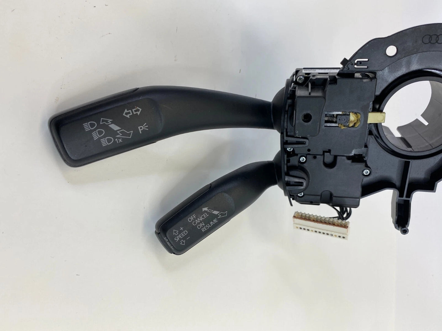 2011-2017 VOLKSWAGEN TOUAREG STEERING COLUMN MULTIFUNCTION CONTROL SWITCH OEM