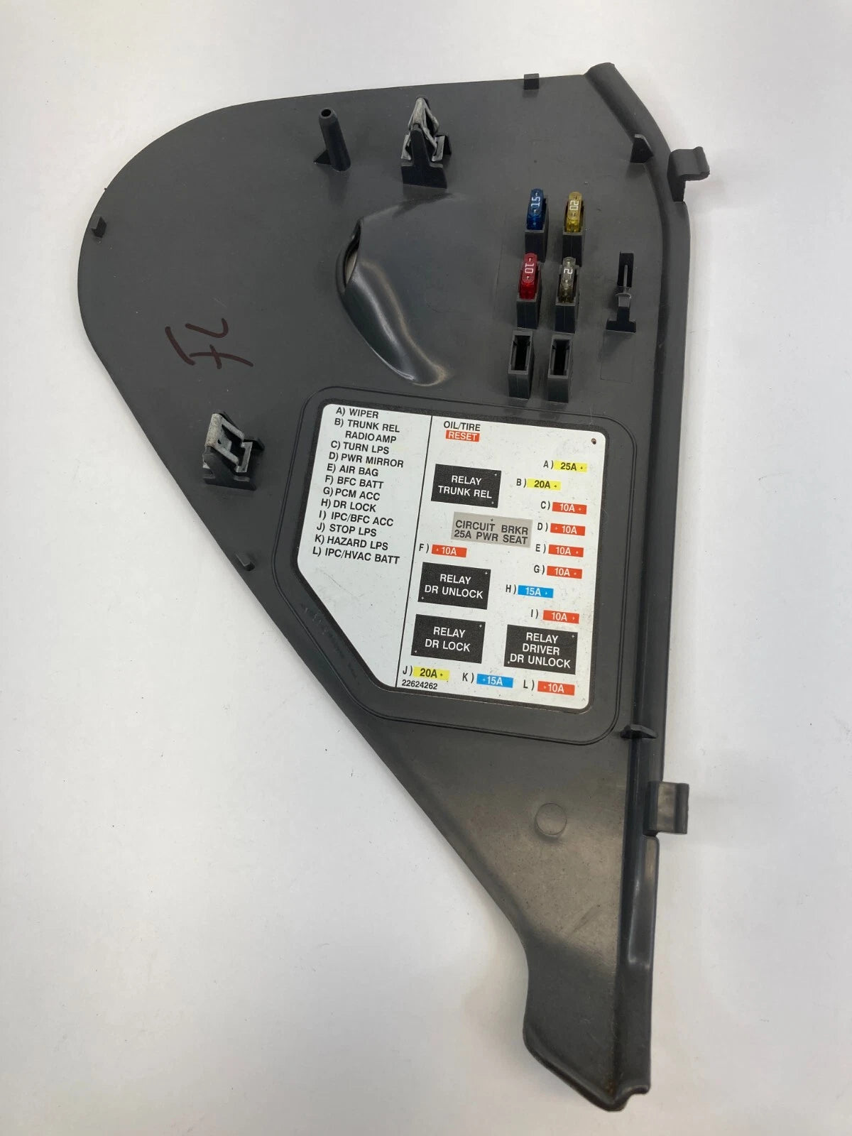 02-05 PONTIAC GRAND AM FRONT LEFT SIDE DASH FUSE BOX END CAP TRIM COVER 22618851