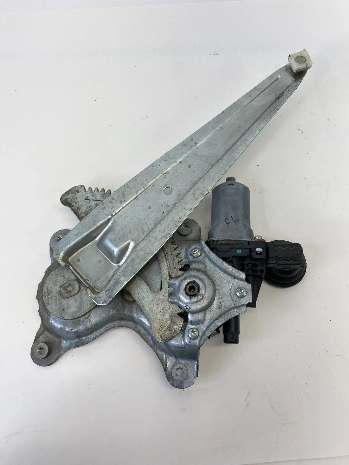 2007-2017 TOYOTA CAMRY REAR LEFT SIDE DOOR POWER WINDOW MOTOR 85710-AE010