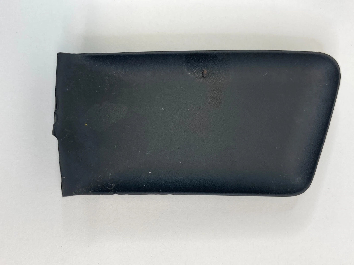 11-14 HYUNDAI SONATA FRONT LEFT INNER DOOR HANDLE SCREW CAP COVER 82619-3S000