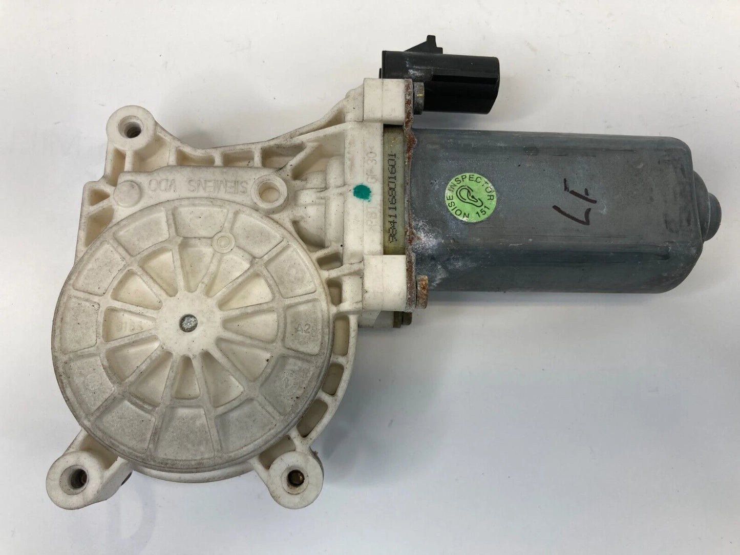 2005-2008 DODGE MAGNUM FRONT LEFT SIDE DOOR POWER WINDOW MOTOR 994664-100 OEM