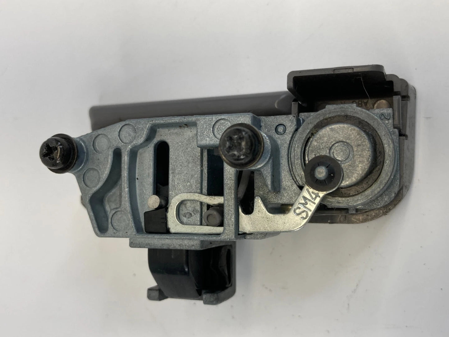 1999-2004 HONDA ODYSSEY GLOVE BOX COMPARTMENT LOCK LATCH RELEASE HANDLE OEM