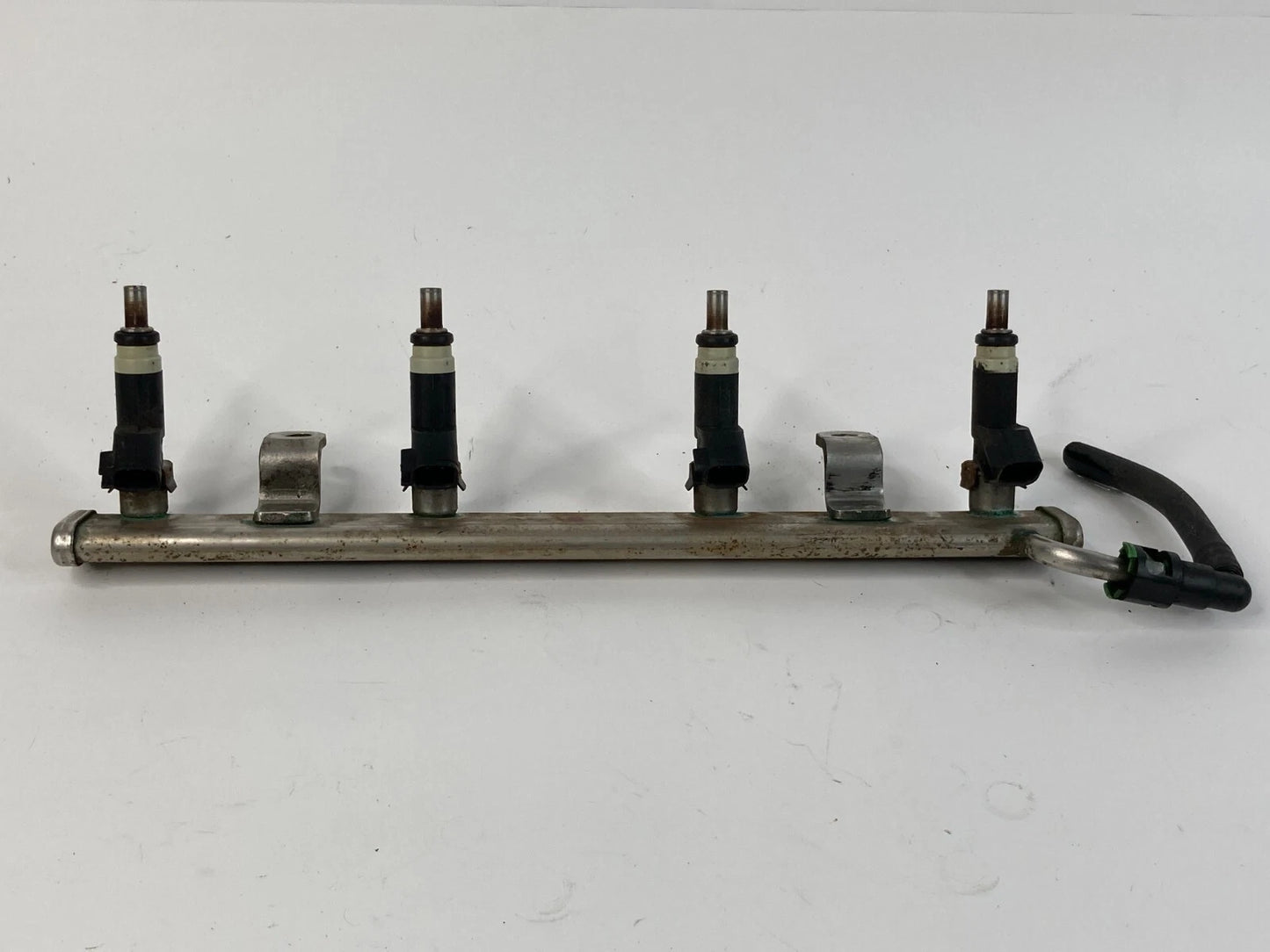 2008-2014 DODGE AVENGER 2.4L A/T FUEL INJECTOR RAIL SET 04891577AB OEM