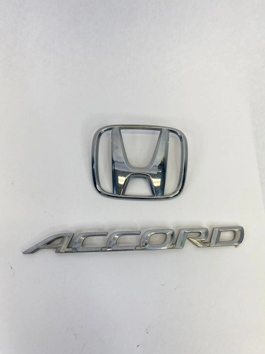 2003-2005 HONDA ACCORD COUPE REAR LOGO MARK EMBLEM BADGE SET 75701-SHJ-A000 OEM