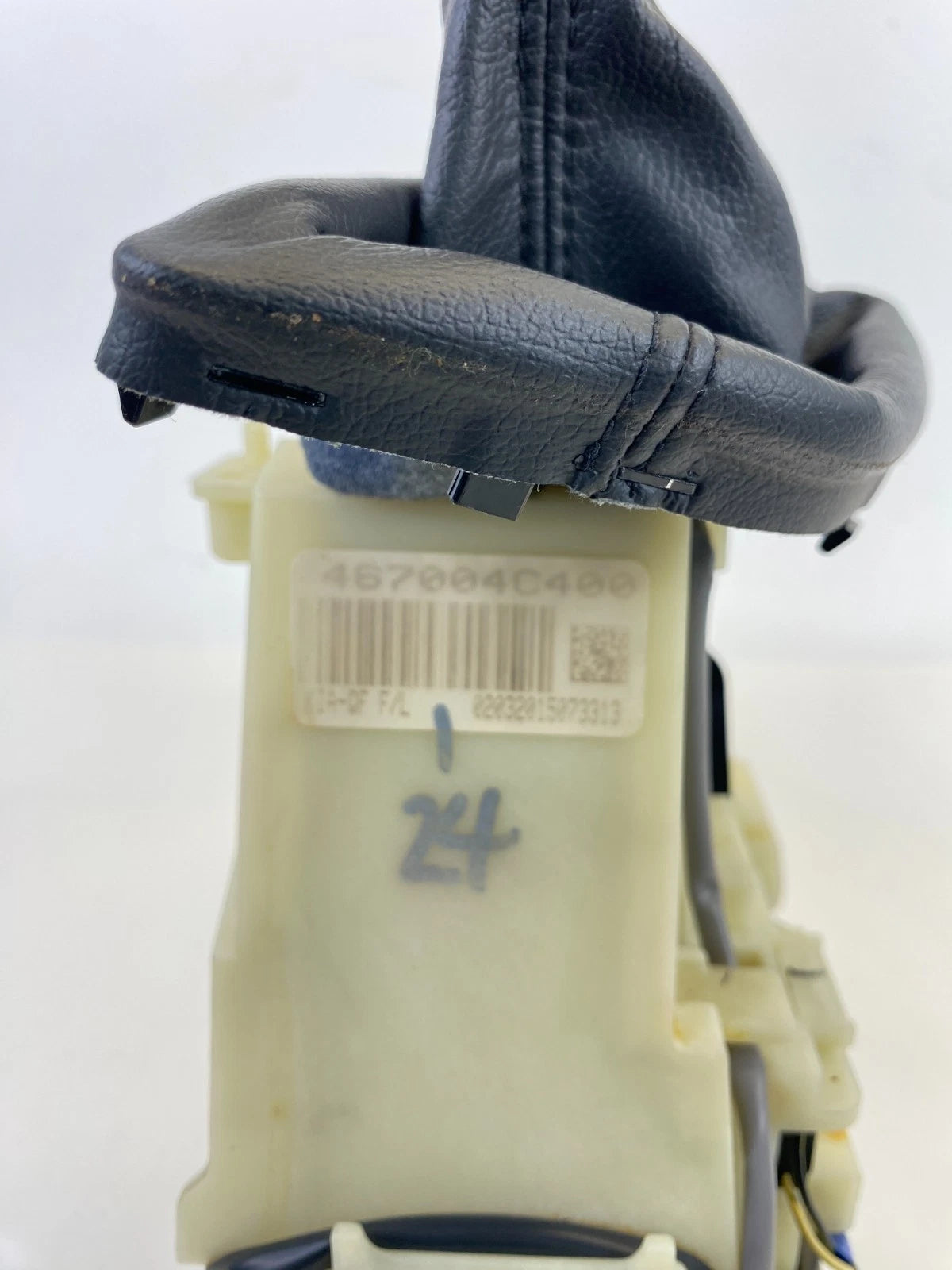 2014 2015 KIA OPTIMA AUTOMATIC FLOOR GEAR SHIFTER LEVER HANDLE 467004C400 OEM