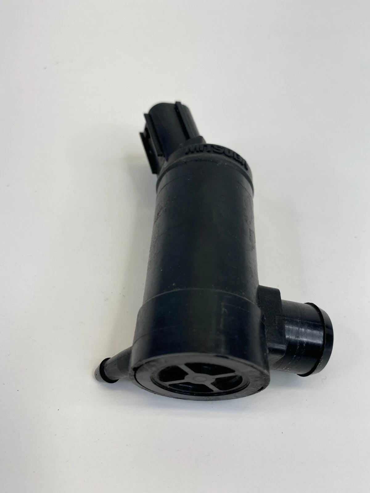2006-2013 SUBARU FORESTER FRONT WINDSHIELD WIPER PUMP ASSEMBLY OEM
