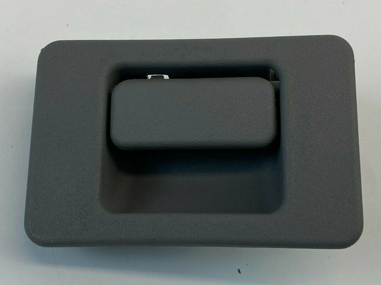 1995-2001 FORD EXPLORER FRONT DASH GLOVE BOX LOCK OPENER HANDLE XL2A-1006004-AAW