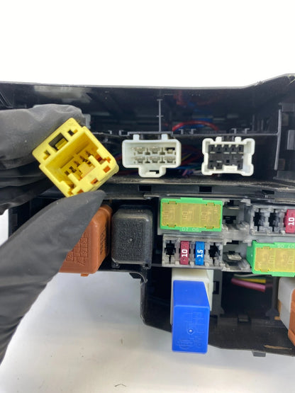 2013-18 Altima 13-25 Murano Pathfinder 2.5L Engine Fusebox & Relay Control Unit