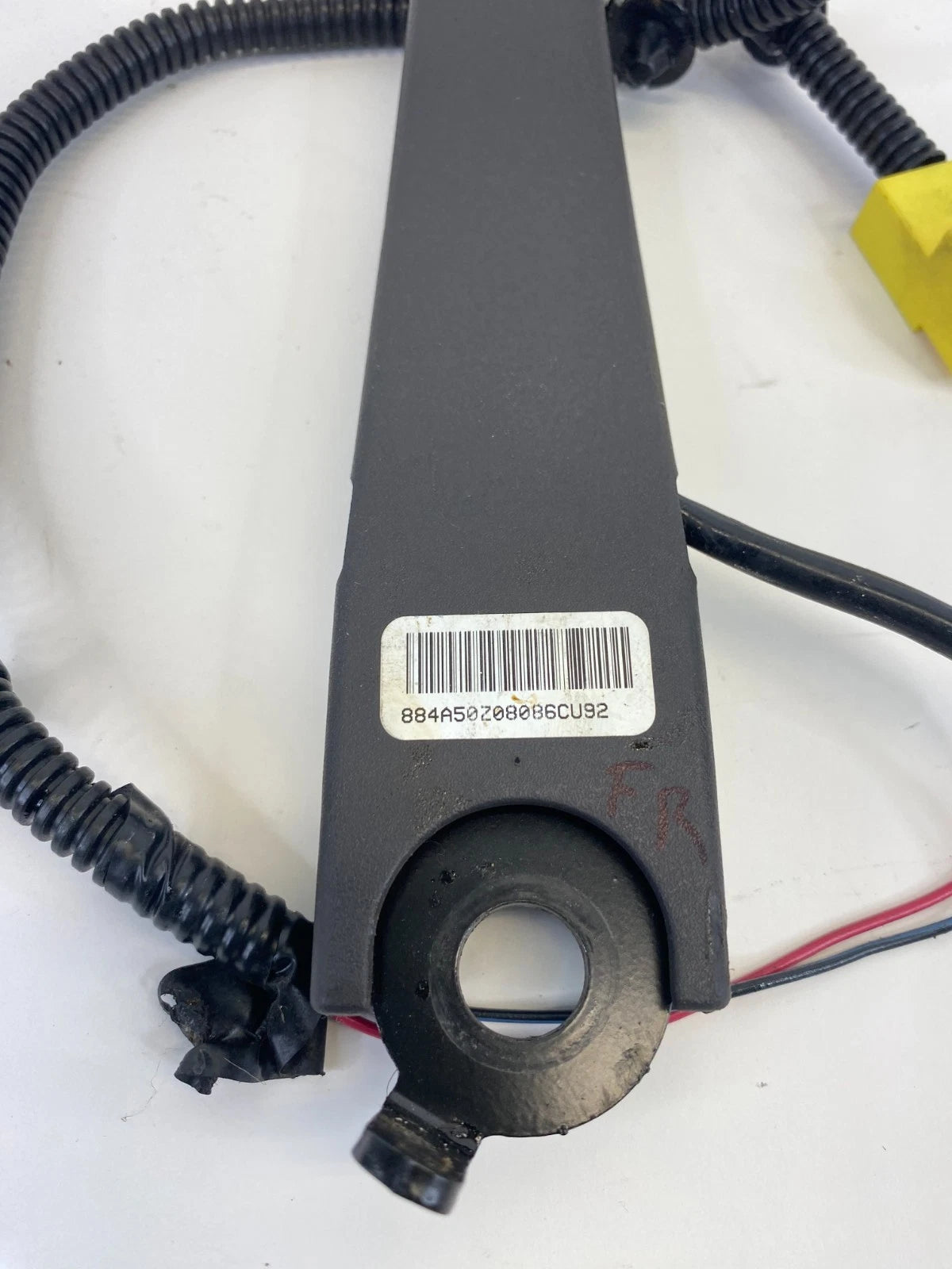 2009 2010 HYUNDAI SONATA FRONT RIGHT SIDE SEAT BELT BUCKLE 884A50Z08086 OEM