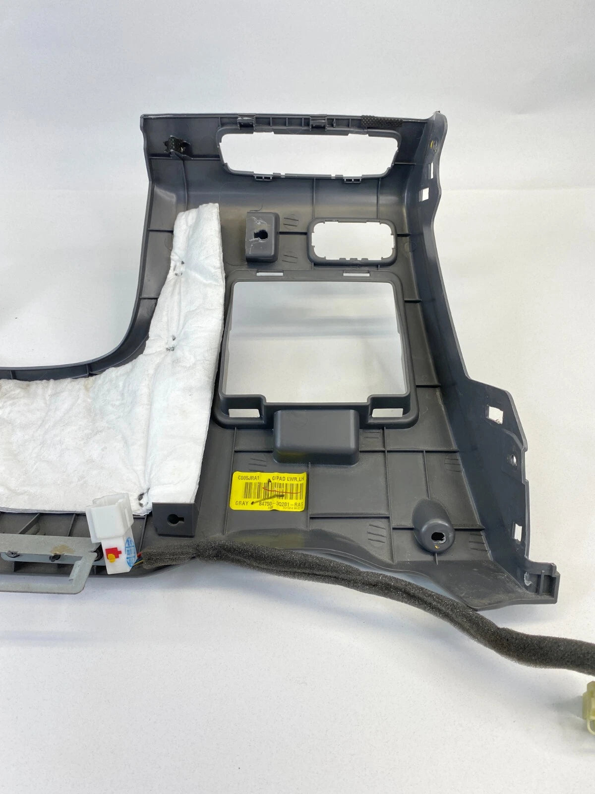 2011-2014 HYUNDAI SONATA LEFT LOWER DASH PANEL KNEE BOLSTER TRIM 84750-3Q201-RAS