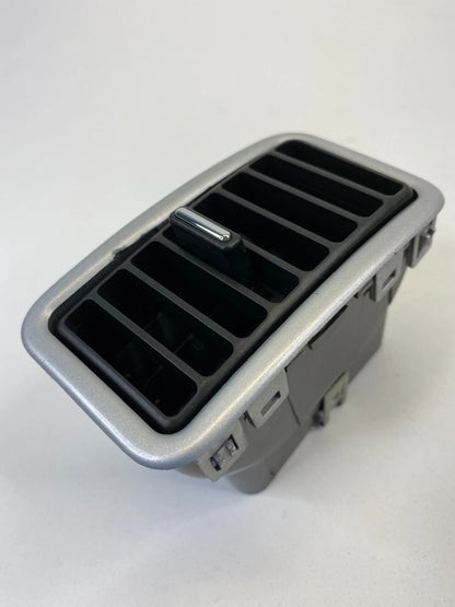 2007-2009 PONTIAC TORRENT FRONT PASSENGER SIDE A/C DASH AIR VENT GRILLE OUTLET