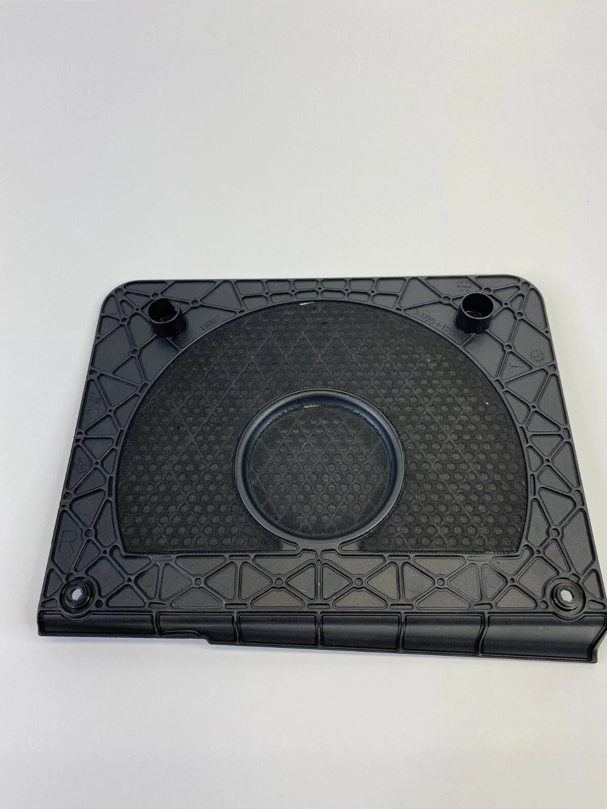 04-07 BMW 530I 525I RIGHT DOOR SUBWOOFER SPEAKER COVER TRIM GRILLE BEZEL 6919360