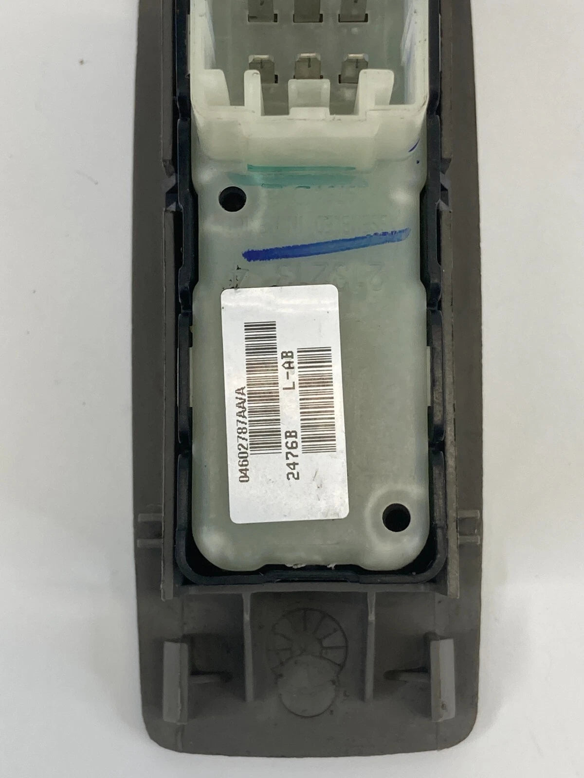 2007 07 JEEP COMMANDER REAR LEFT SIDE DOOR WINDOW SWITCH 04602787AA OEM