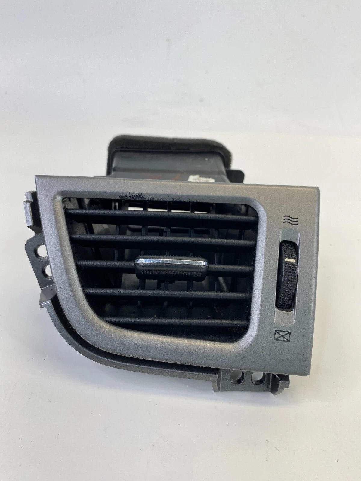 11-13 HYUNDAI ELANTRA DASH RIGHT PASSENSER SIDE DASH AC AIR VENT OEM 97490-3X000