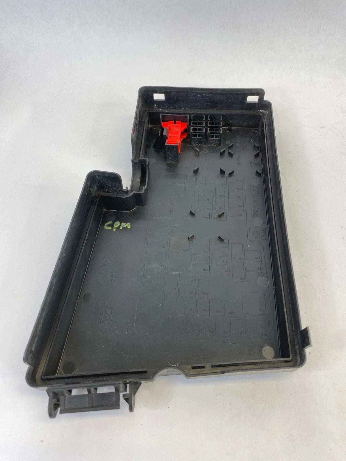 2012-2014 FORD FOCUS ENGINE BAY UNDERHOOD FUSE BOX LID COVER OEM AV6T-14A076-AB