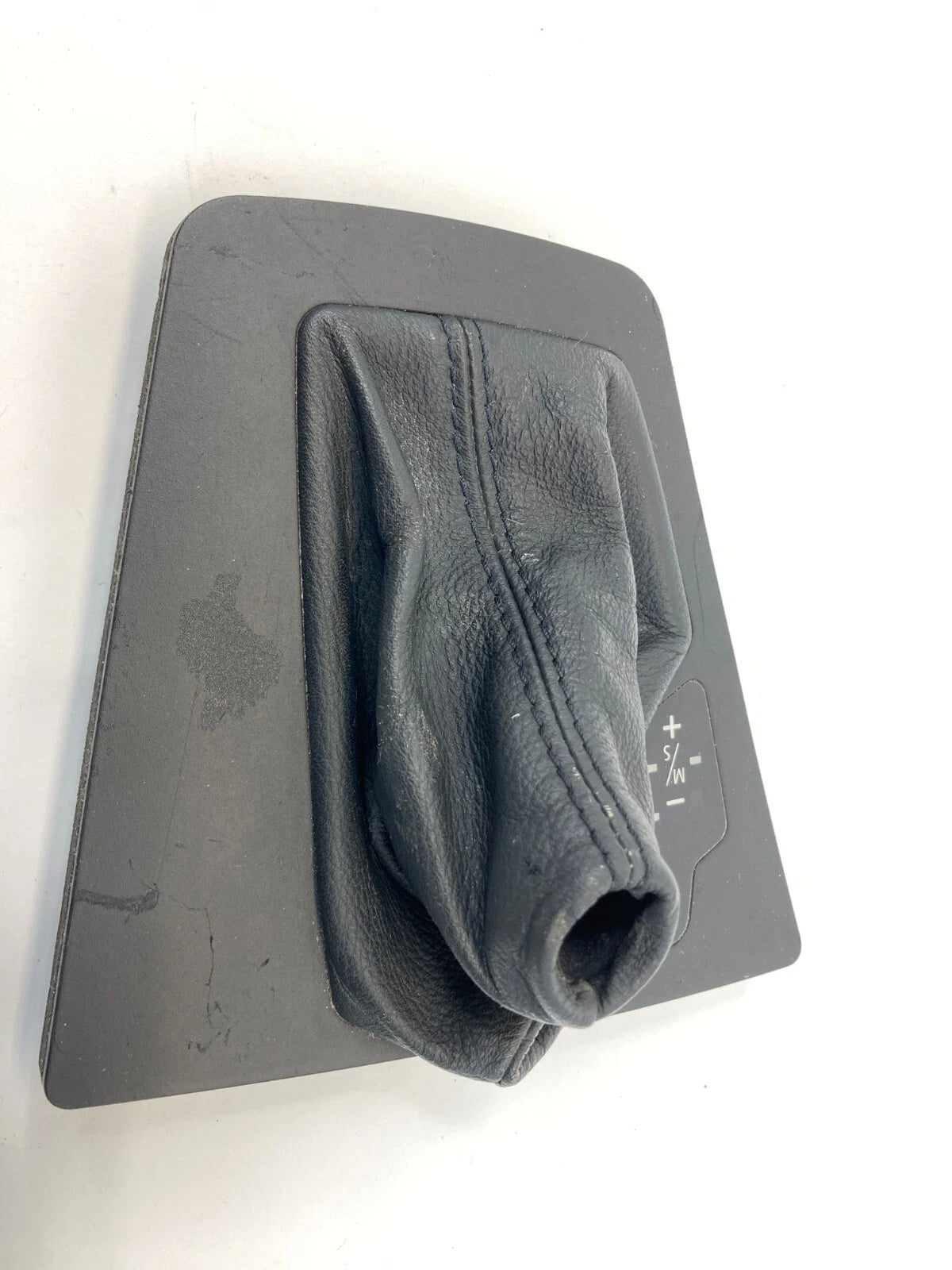 04-10 BMW X3 AUTOMATIC TRANSMISSION SHIFTER BOOT SELECTOR COVER 51167056025 OEM