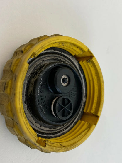 1999-2003 SAAB 9-3 2.3L TURBO ENGINE RADIATOR COOLANT RESERVOIR COVER CAP LID