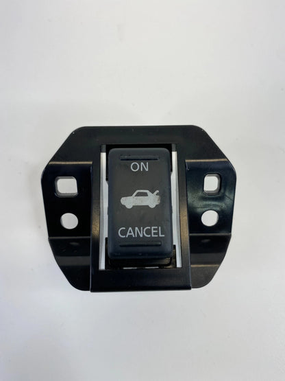 2006 07 08 09 2010 INFINITI M35 M45 TRUNK LID ON CANCEL OPEN LOCK CONTROL SWITCH