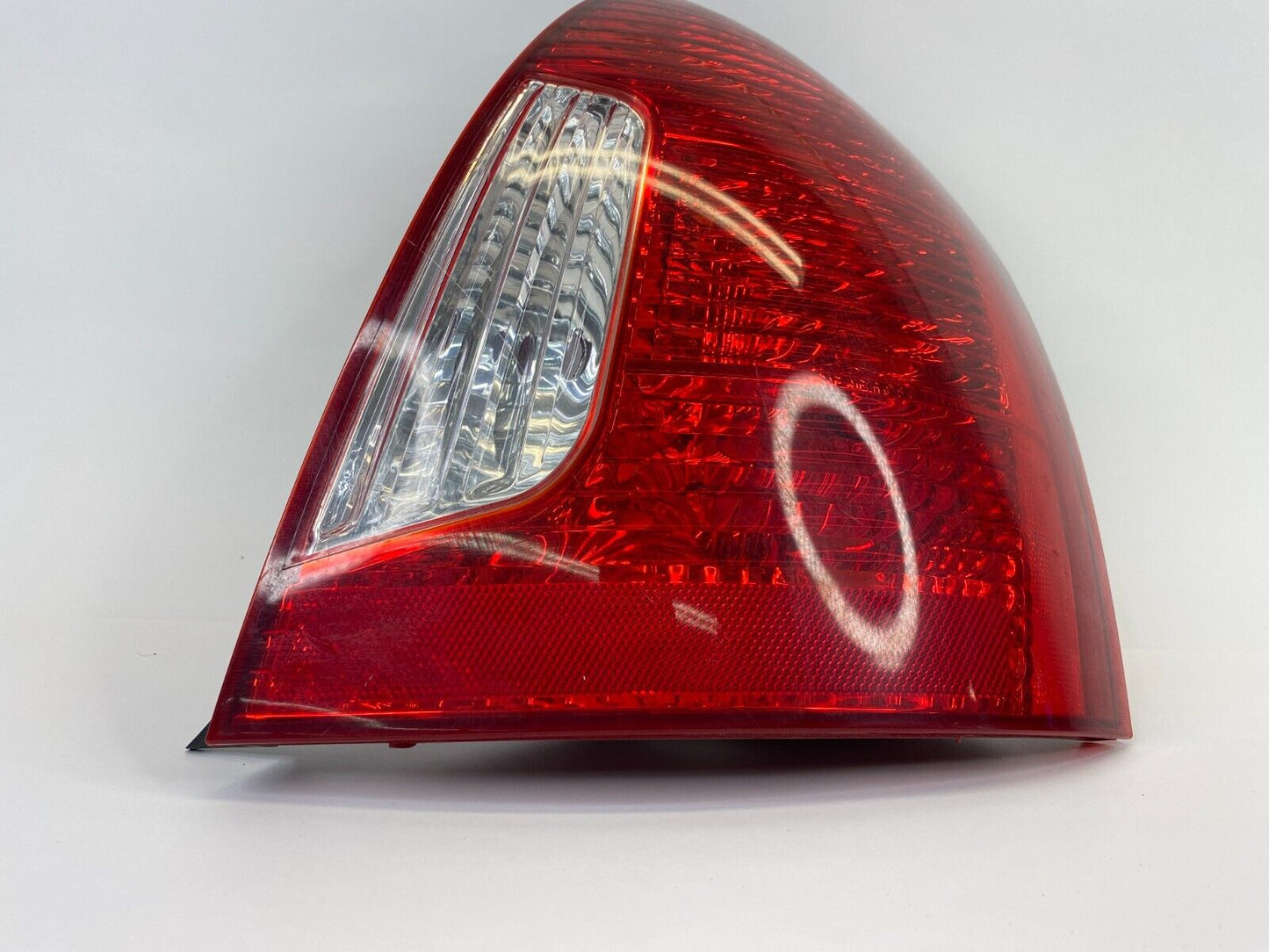 06-11 Hyundai Accent Sedan Rear Right Passenger Side Tail Light Lamp Taillight