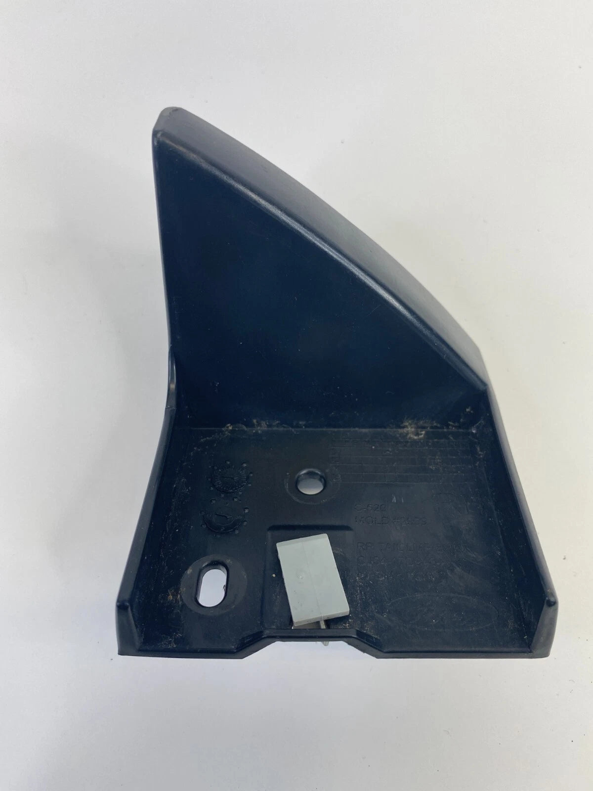 2013-2016 FORD ESCAPE RIGHT REAR TAILLIGHT MOUNTING BRACKET CJ54-17D948-A OEM