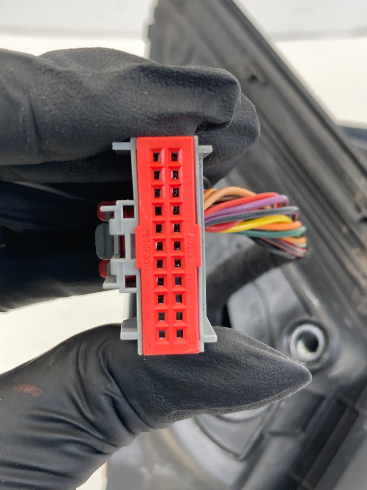 2009 09 Jaguar XF Right Passenger Side View Power Mirror w /Turn Signal 3303-050