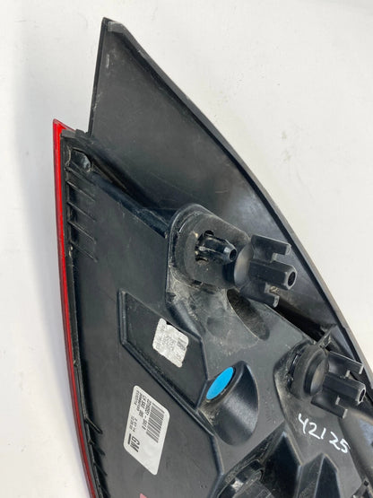 14-17 BUICK REGAL TAIL LIGHT LEFT DRIVER SIDE QUARTER MOUNTED LAMP 23160551 OEM