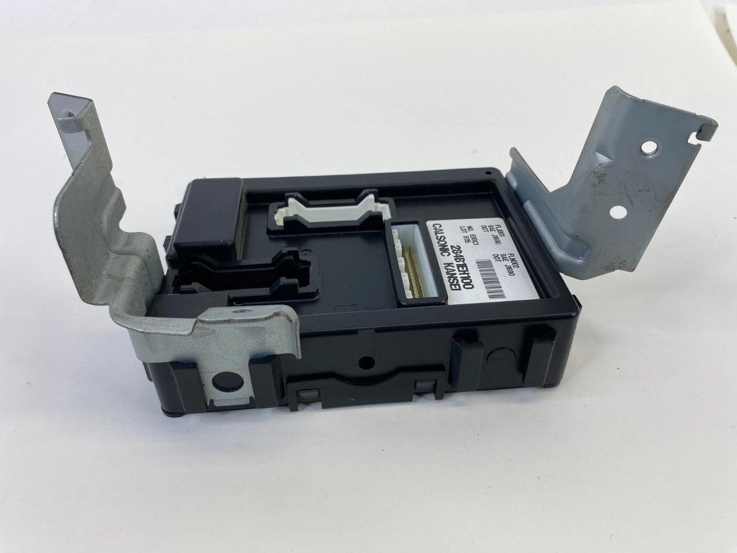 2006 INFINITI M35 BODY CONTROL MODULE COMPUTER UNIT BCM 284B1-EH100 OEM