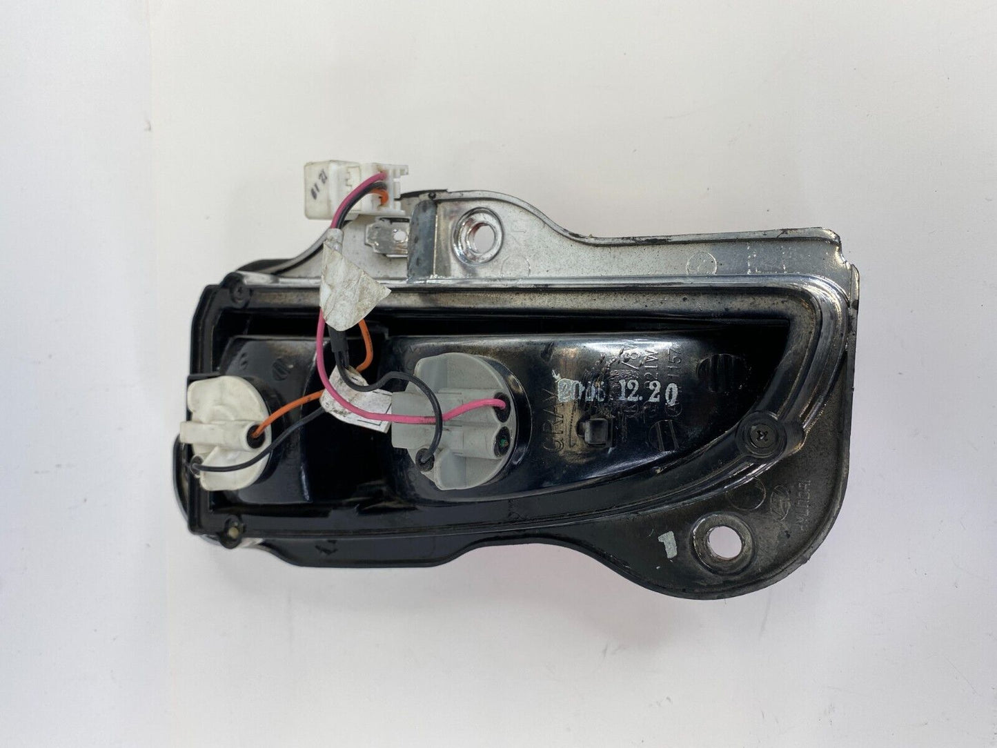 2001-2006 Hyundai Elantra HATCHBACK Right Side Reverse Backup Light Back Up Lamp