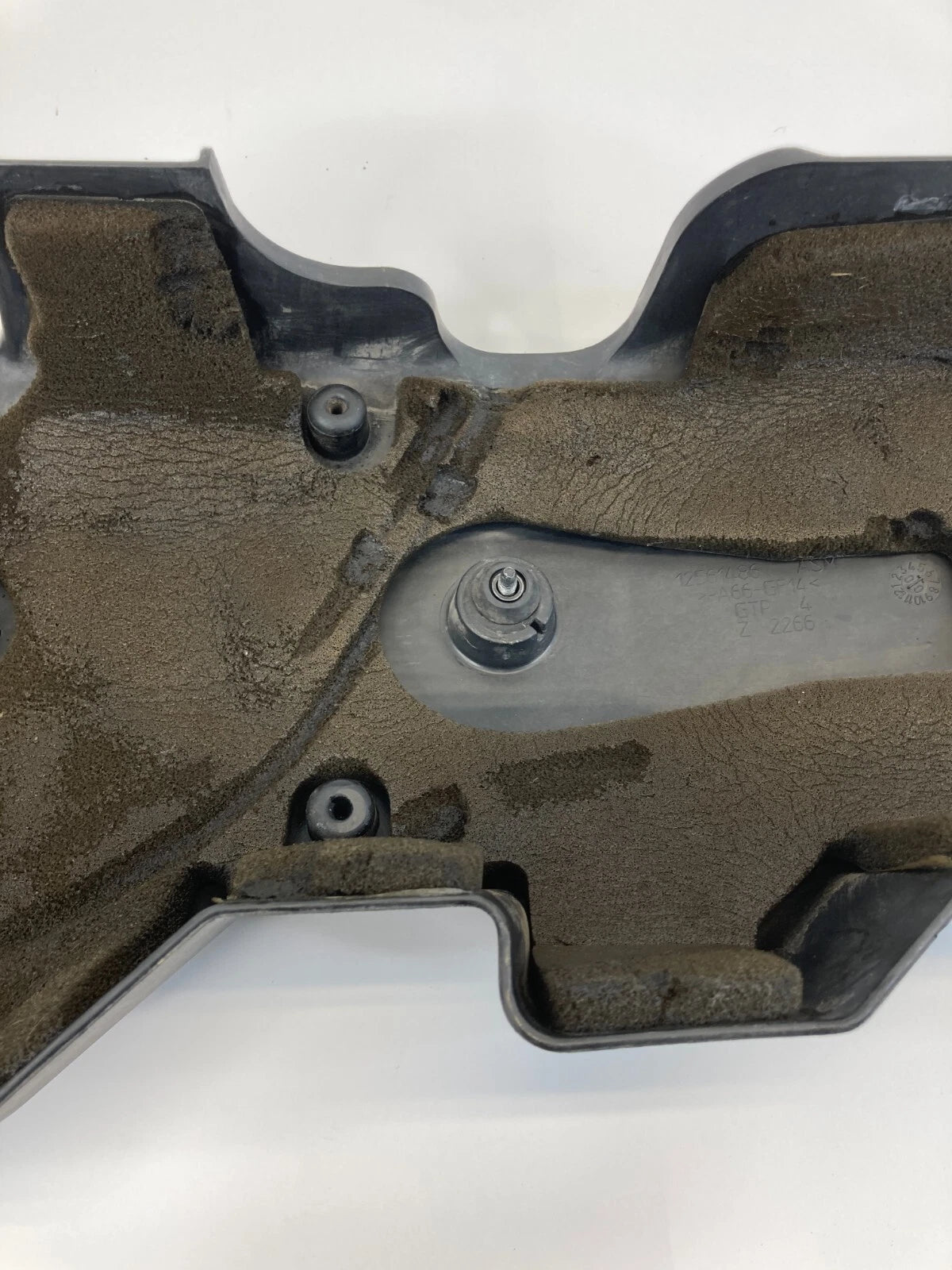 1999 2000 SILVERADO 1500 SIERRA 1500 8 CYLINDER VORTEC ENGINE COVER 12561486 OEM