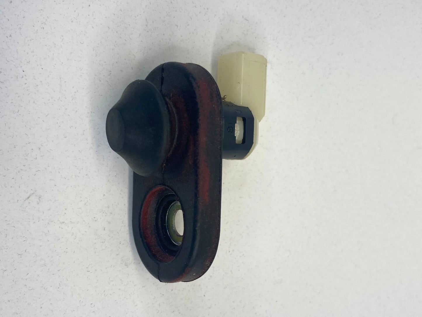 2003-2008 TOYOTA MATRIX REAR LEFT DRIVER DOOR COURTESY LAMP AJAR JAMB SWITCH OEM