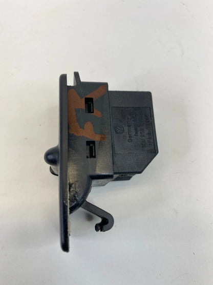 98-07 VOLKSWAGEN BEETLE FRONT RIGHT SIDE DOOR POWER WINDOW CONTROL SWITCH OEM