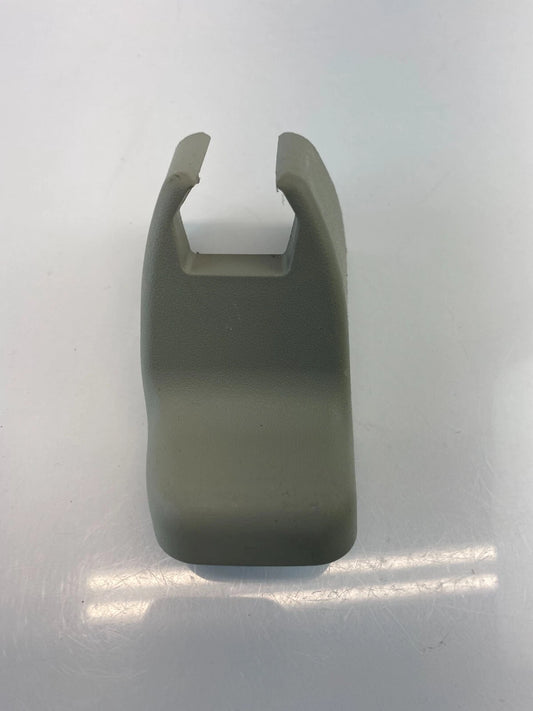 07-11 TOYOTA CAMRY FRONT RIGHT INTERIOR SEAT RAIL TRACK COVER TRIM 72157-06030