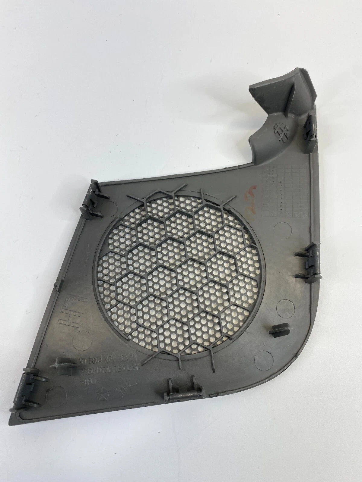 2005-2007 JEEP GRAND CHEROKEE DASH LEFT DRIVER SIDE SPEAKER GRILLE COVER OEM