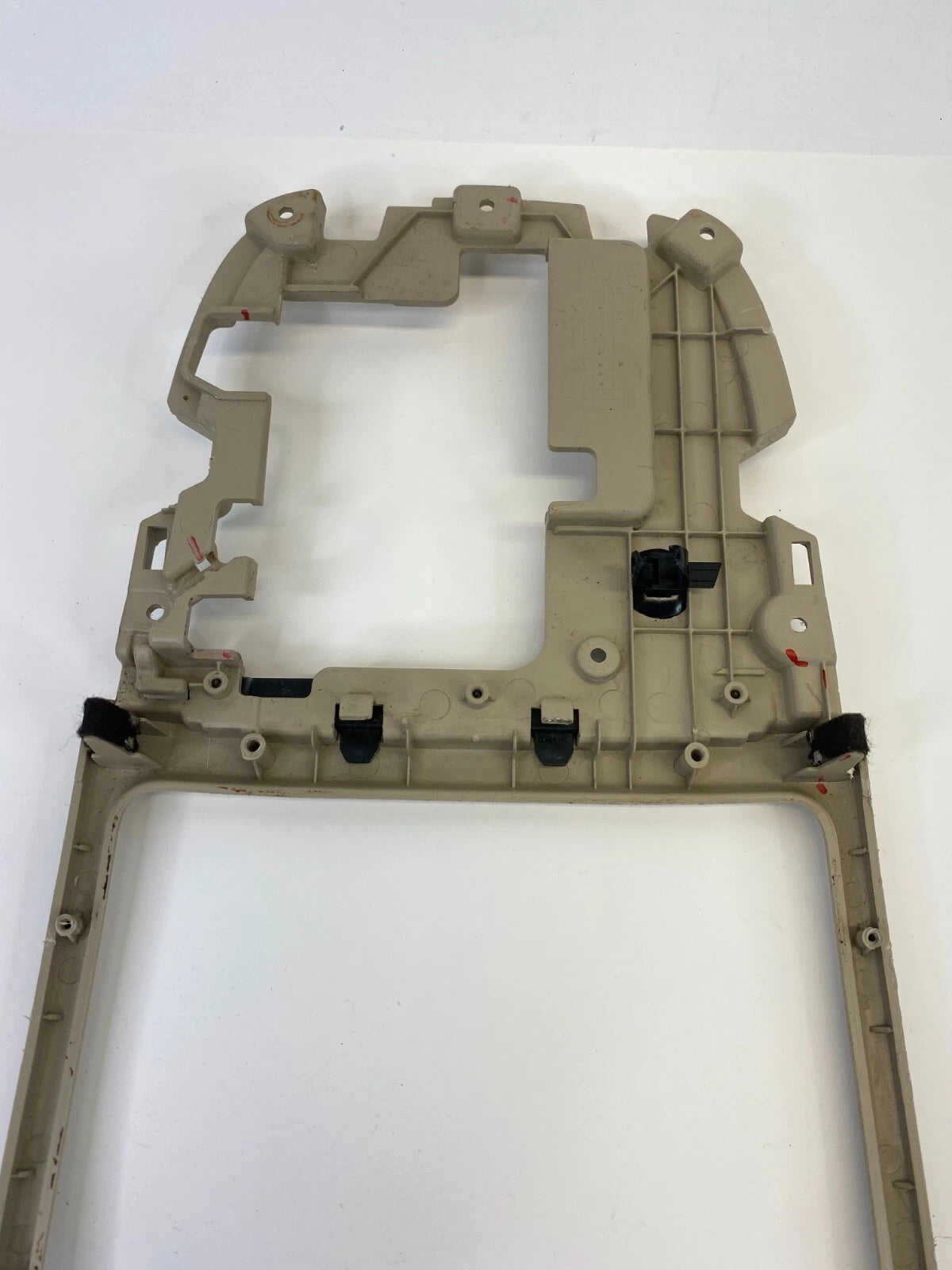 07 08 09 HYUNDAI SANTA FE CENTER CONSOLE UPPER COVER TRIM BEZEL 84651-2B002 OEM