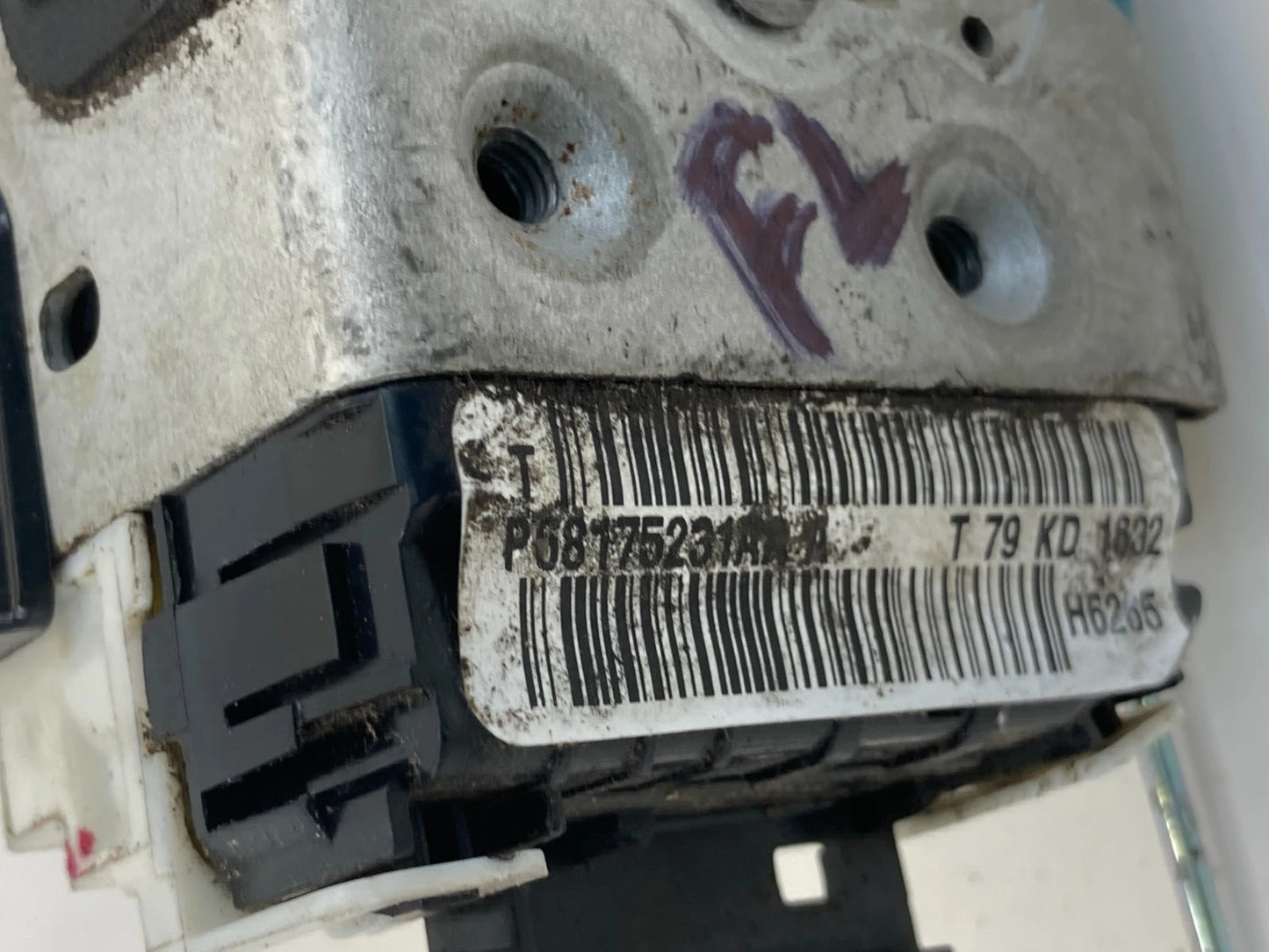 13 14 15 16 Dodge Dart Front Left Side Door Lock Latch Actuator P68175231AA OEM