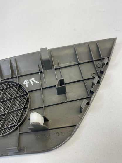 07-11 TOYOTA CAMRY RIGHT SIDE DASH SPEAKER TWEETER GRILLE COVER TRIM 06020A1 OEM