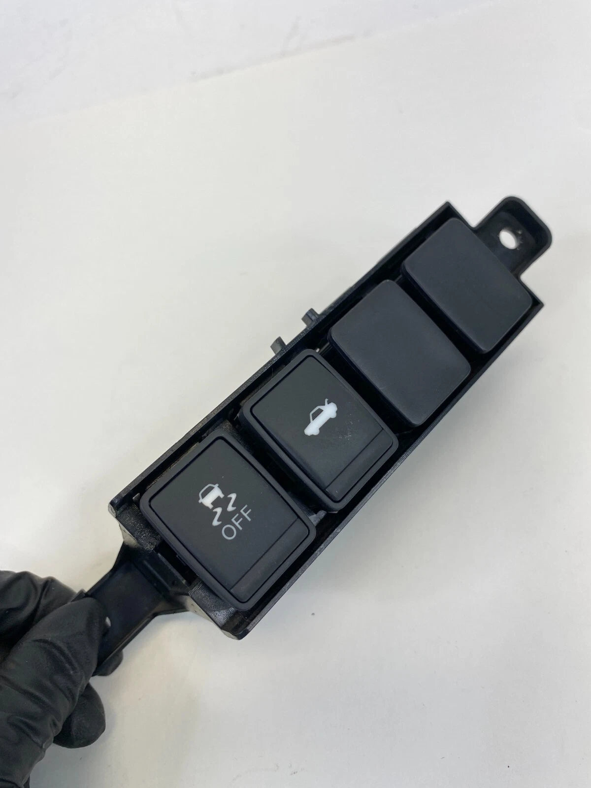 13-18 NISSAN ALTIMA TRACTION & TRUNK LID BUTTON CONTROL SWITCH 681RU3TA0A OEM