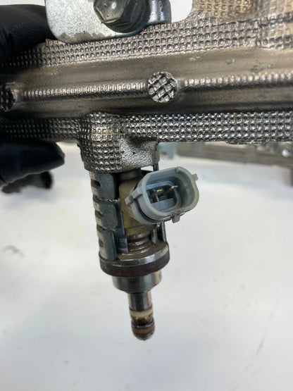 2007-2011 LEXUS GS350 3.5L ENGINE LOWER FUEL INJECTION RAIL LINE OEM