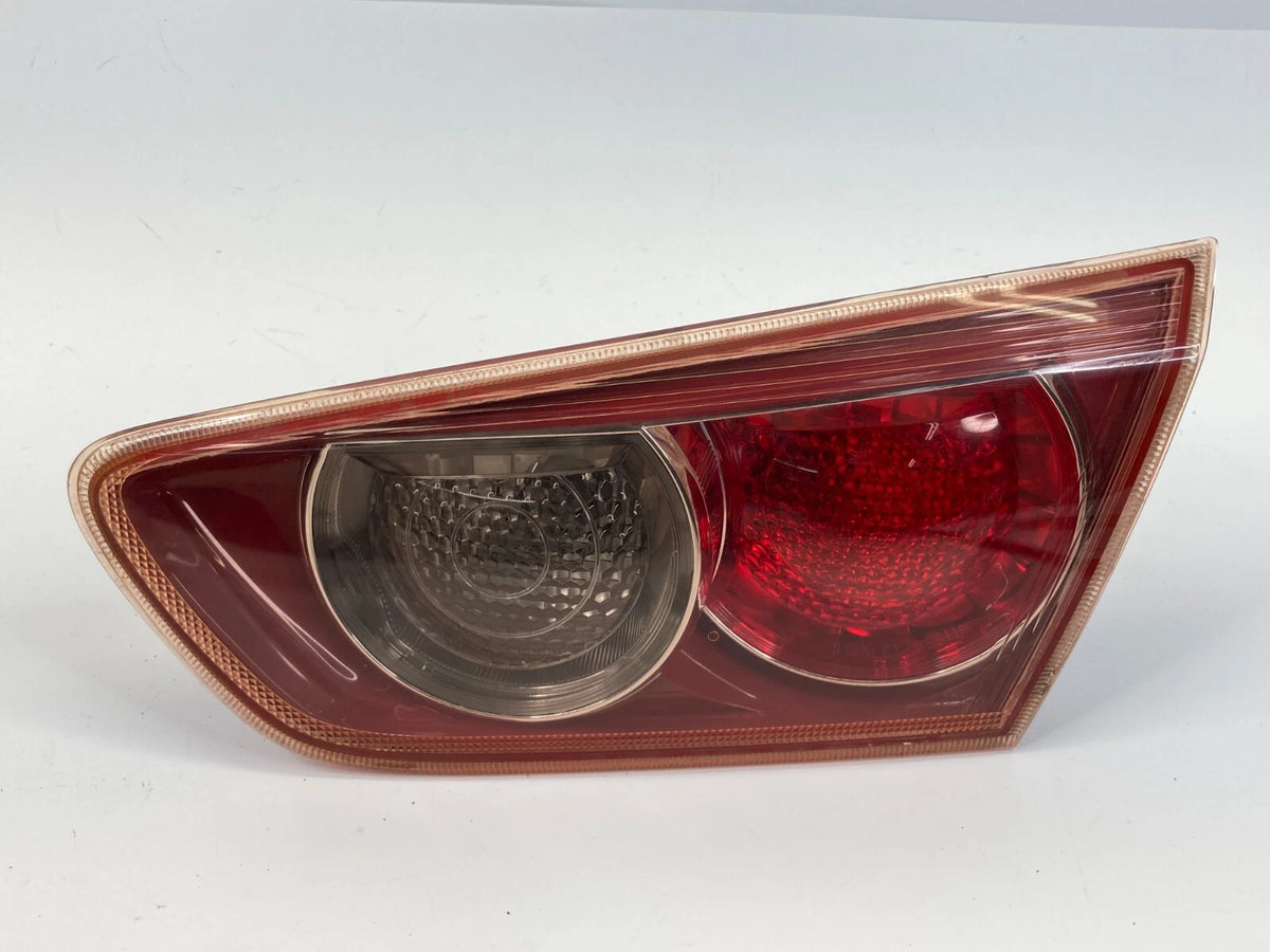 2008-2017 MITSUBISHI LANCER SEDAN REAR RIGHT SIDE INNER TAIL LIGHT LAMP OEM