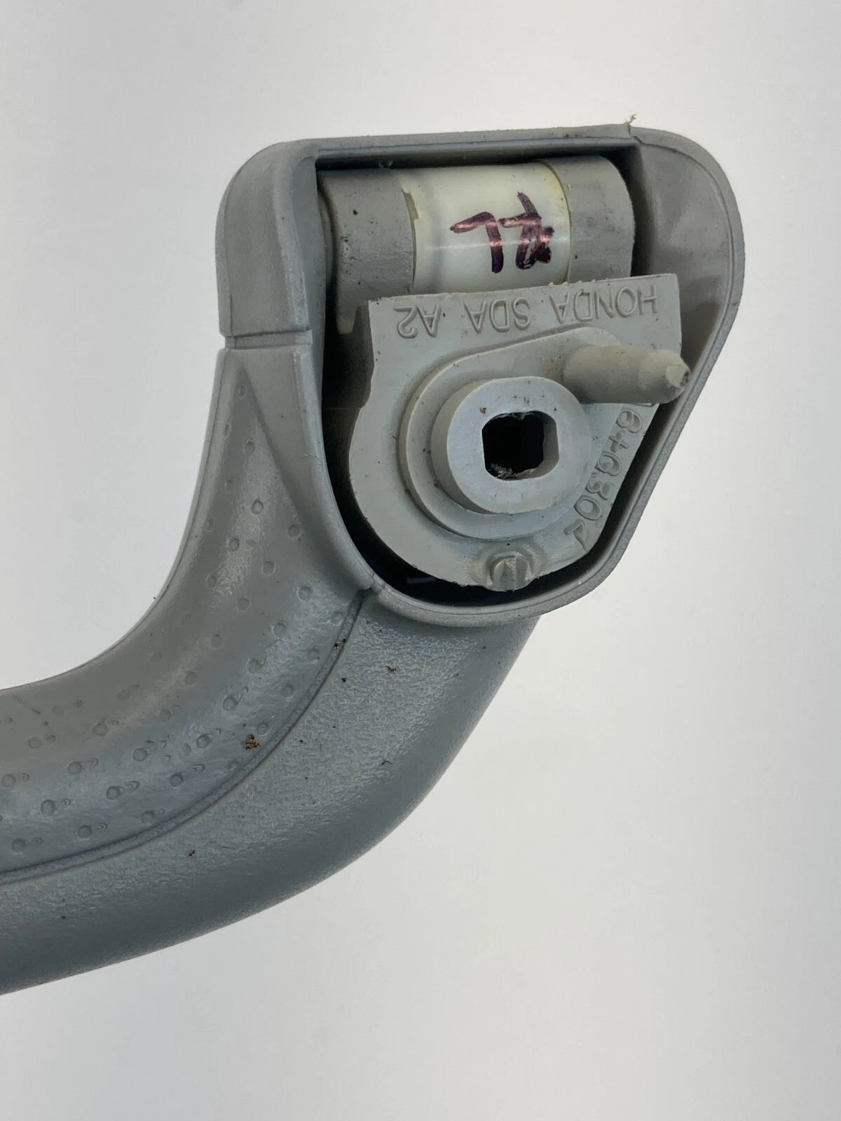 2004-2007 HONDA ACCORD REAR LEFT ROOF INNER GRAB GRIP ASSIST HANDLE ASSEMBLY OEM