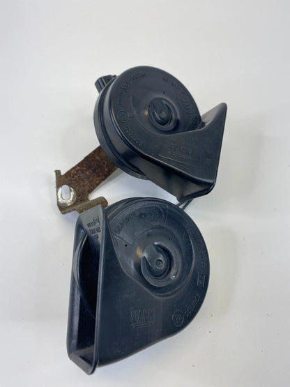2010 2011 2012 CADILLAC SRX DUAL NOTE HORN HIGH & LOW NOTE SET E3-0055306 OEM