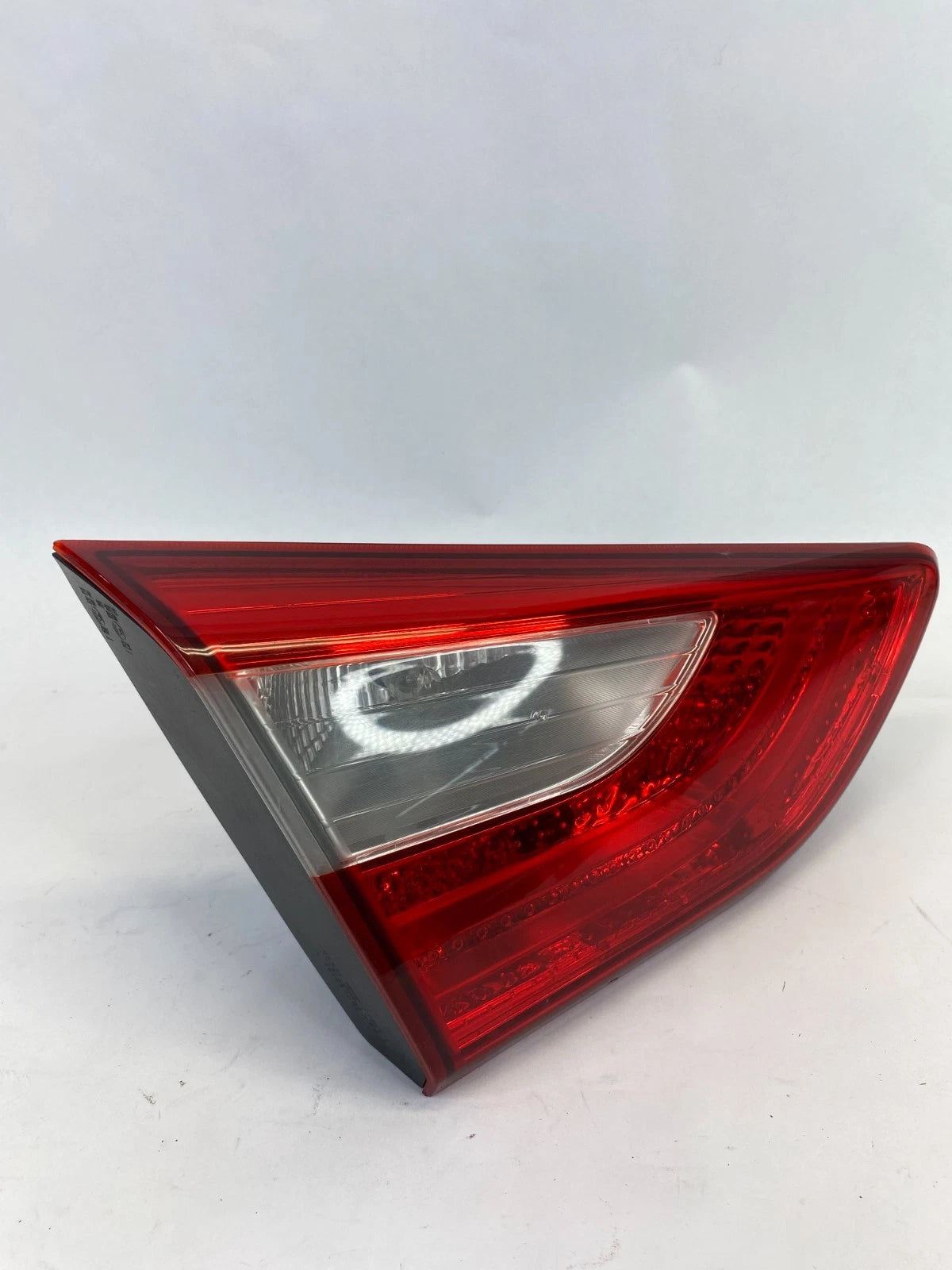 2013-2017 HYUNDAI ELANTRA GT HATCHBACK LEFT SIDE TAILLIGHT INNER TAIL LIGHT