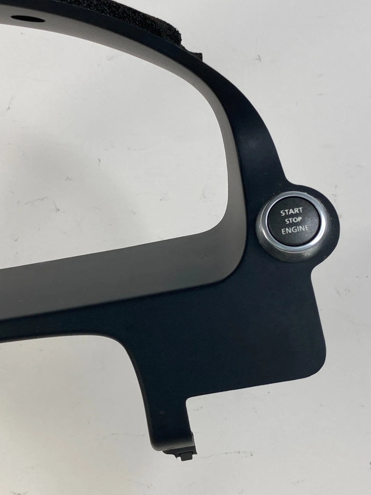 2008-2012 LAND ROVER LR2 DASH SPEEDOMETER CLUSTER BEZEL W/ ENGINE START SWITCH