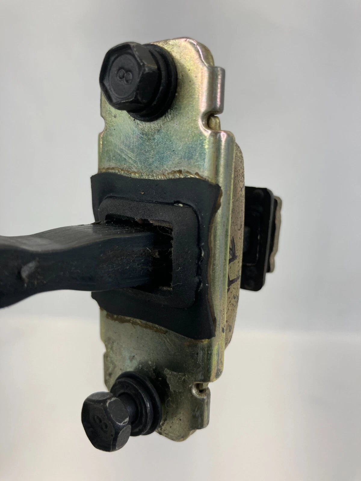 2004-2009 KIA SPECTRA FRONT RIGHT SIDE DOOR STOP STOPPER CHECK STRAP FR RH OEM