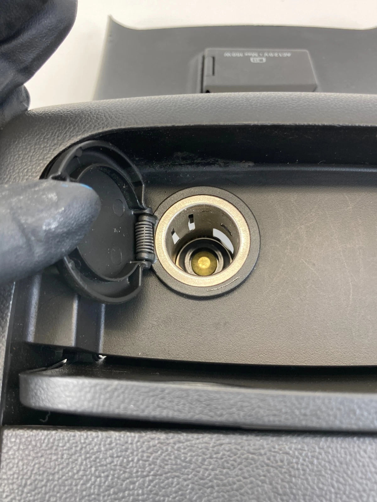 2010-2013 Buick LaCrosse Rear Center Console w/ Air Vent Grille Power Outlet OEM