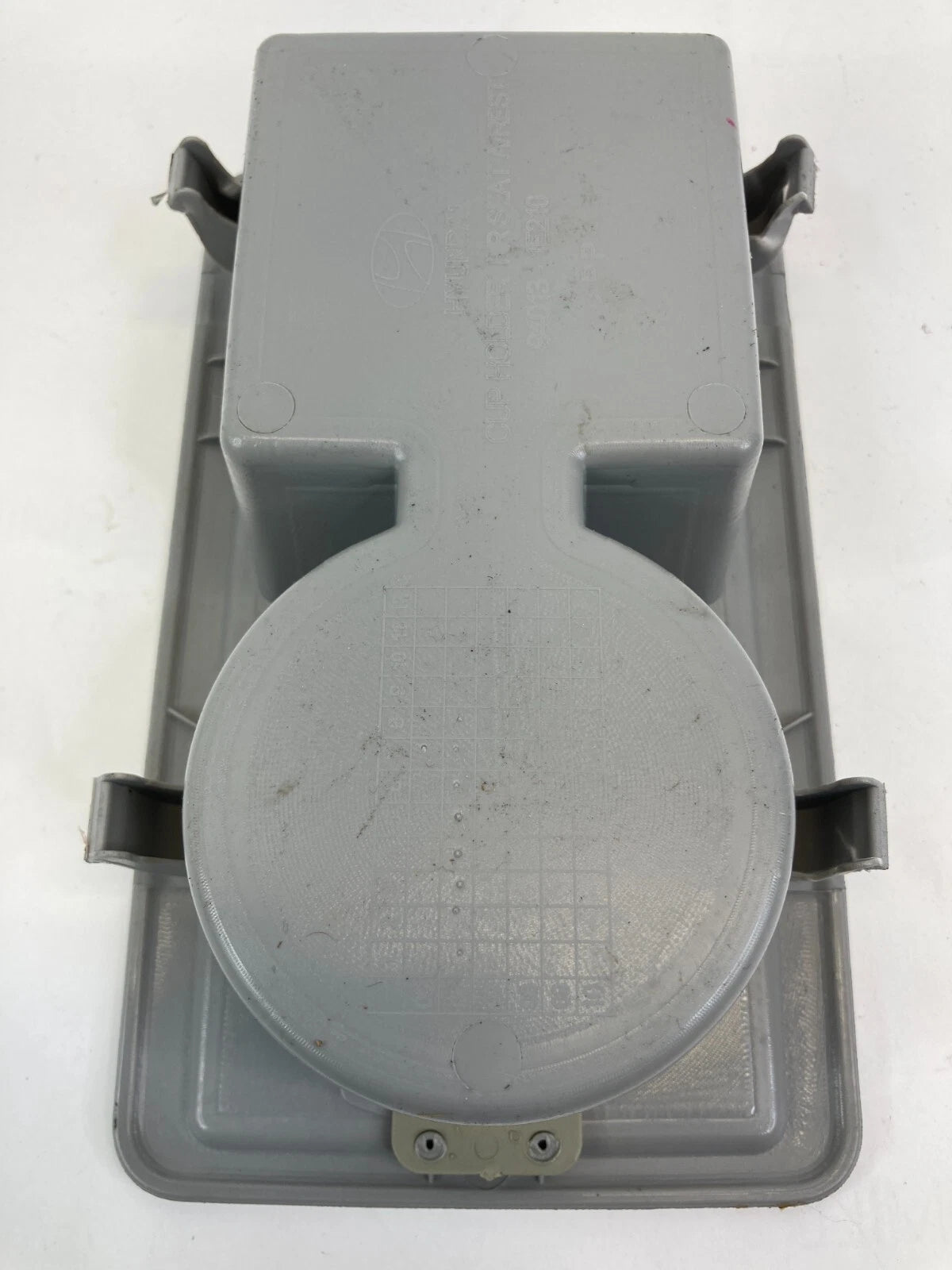 2007 07 HYUNDAI ACCENT REAR SEAT ARMREST CUP HOLDER CUPHOLDER 94013-1E210 OEM