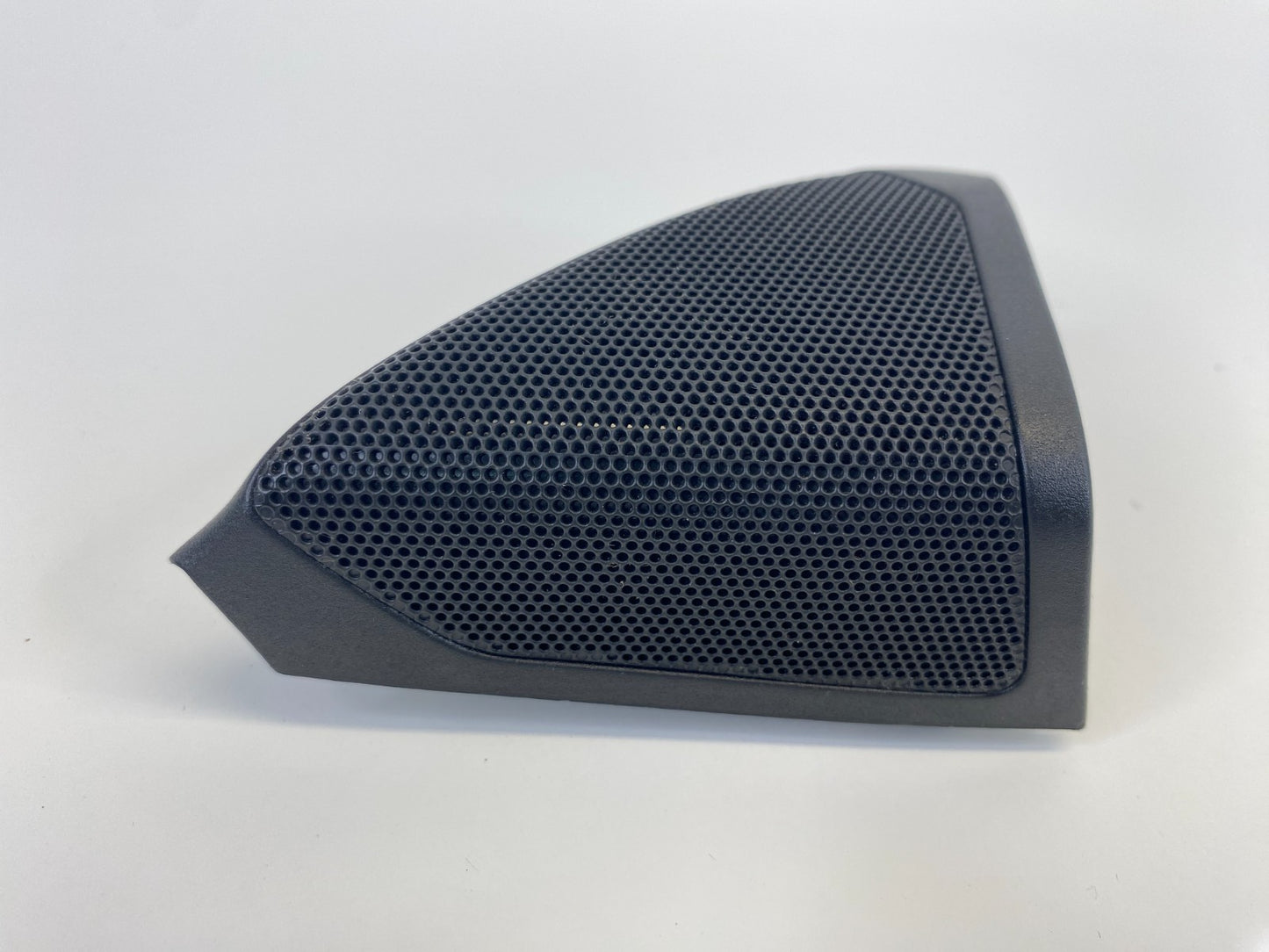 11-17 Buick Regal Front Left Door Panel Inner Speaker Cover W/ Tweeter 13240950