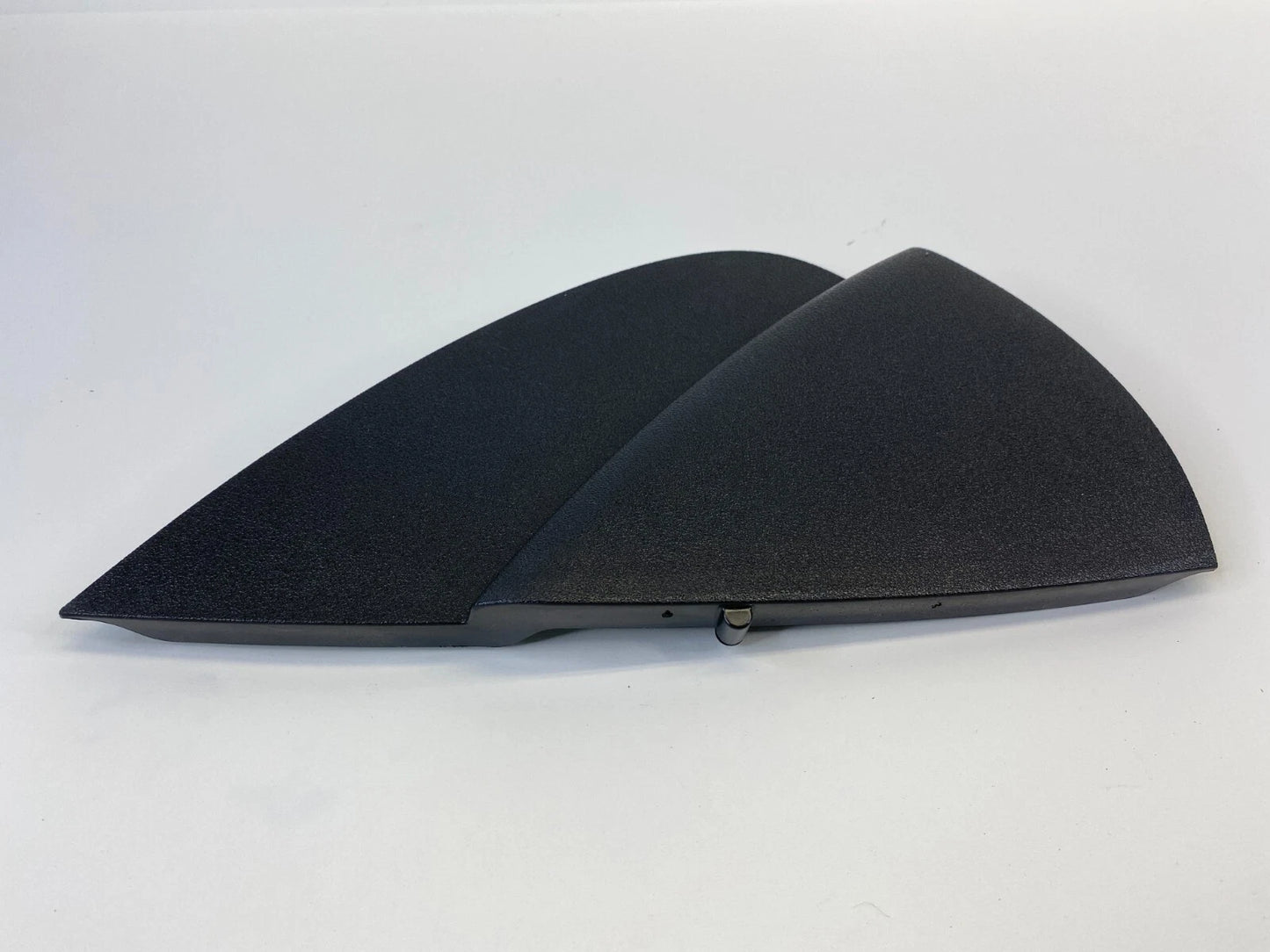 2006-2013 AUDI A3 DASH RIGHT SIDE INNER END CAP COVER TRIM 8P0-857-086 OEM
