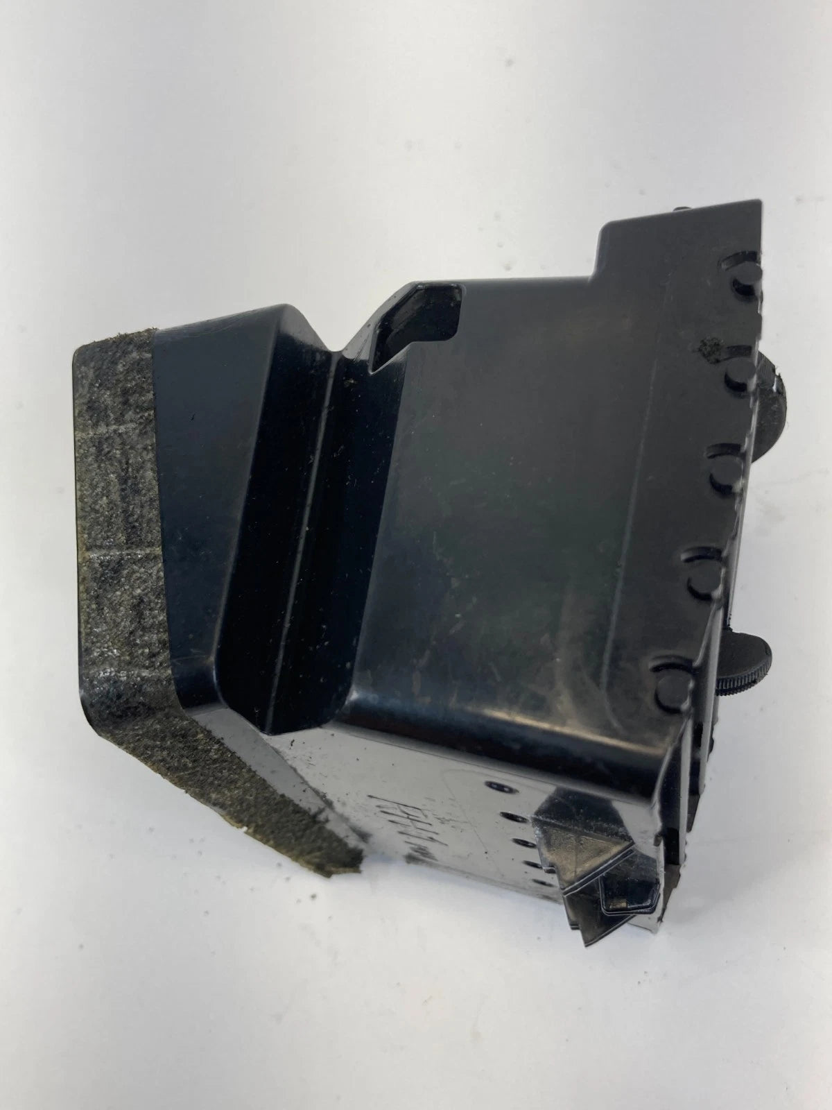 2008-2010 DODGE CHARGER DASH RIGHT PASSENGER A/C AIR VENT OUTLET DUCT OEM