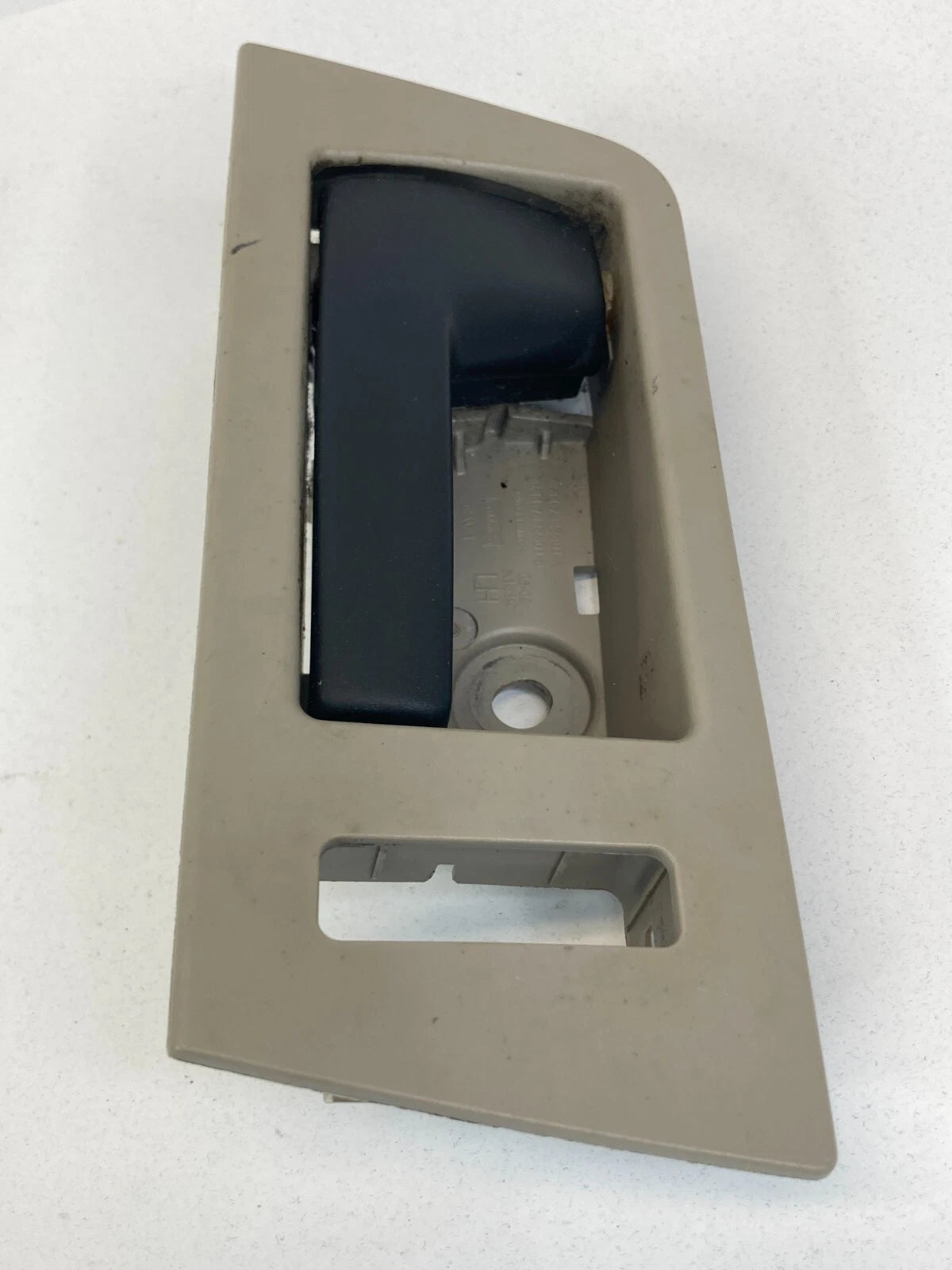 2008-2012 FORD ESCAPE SUV 4-DR FRONT LEFT INNER INTERIOR DOOR HANDLE 8L847822601
